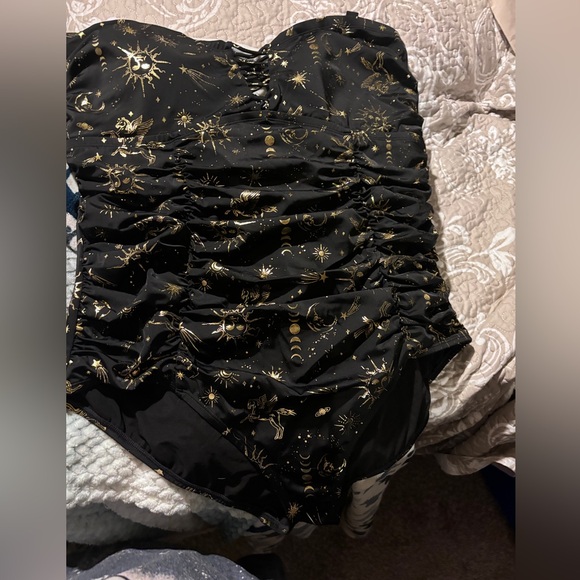 Torrid size 3 one piece swim suit. NWT - Picture 1 of 8